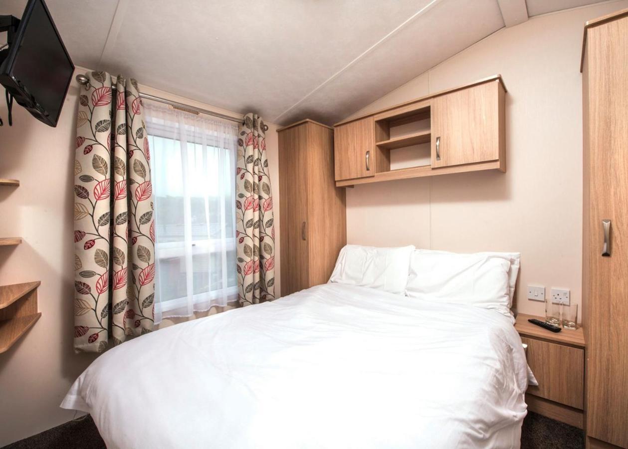 Sandaway Beach Holiday Park Combe Martin Buitenkant foto